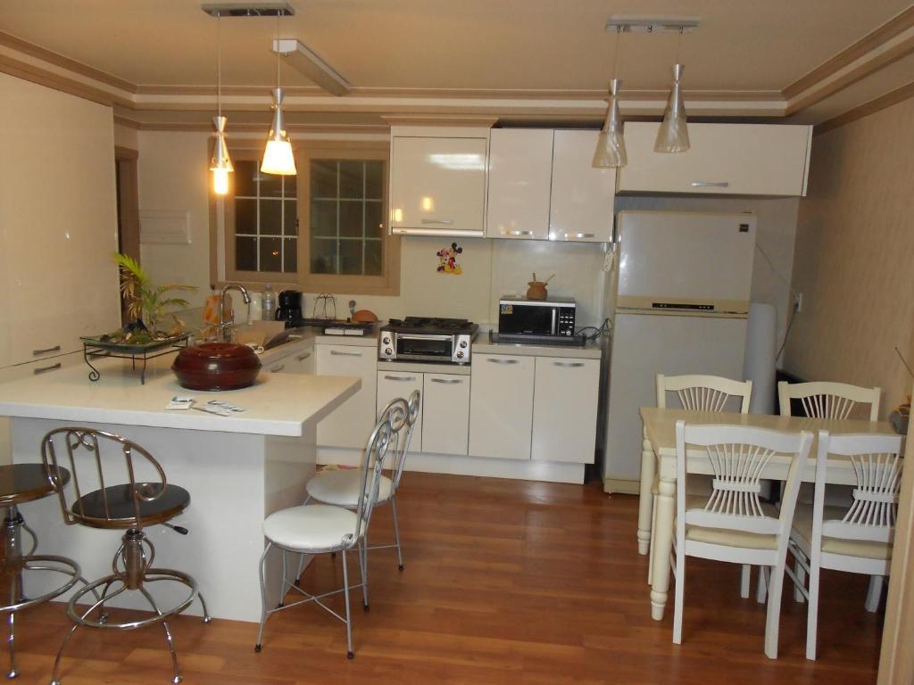Elvis Bnb Incheon Esterno foto