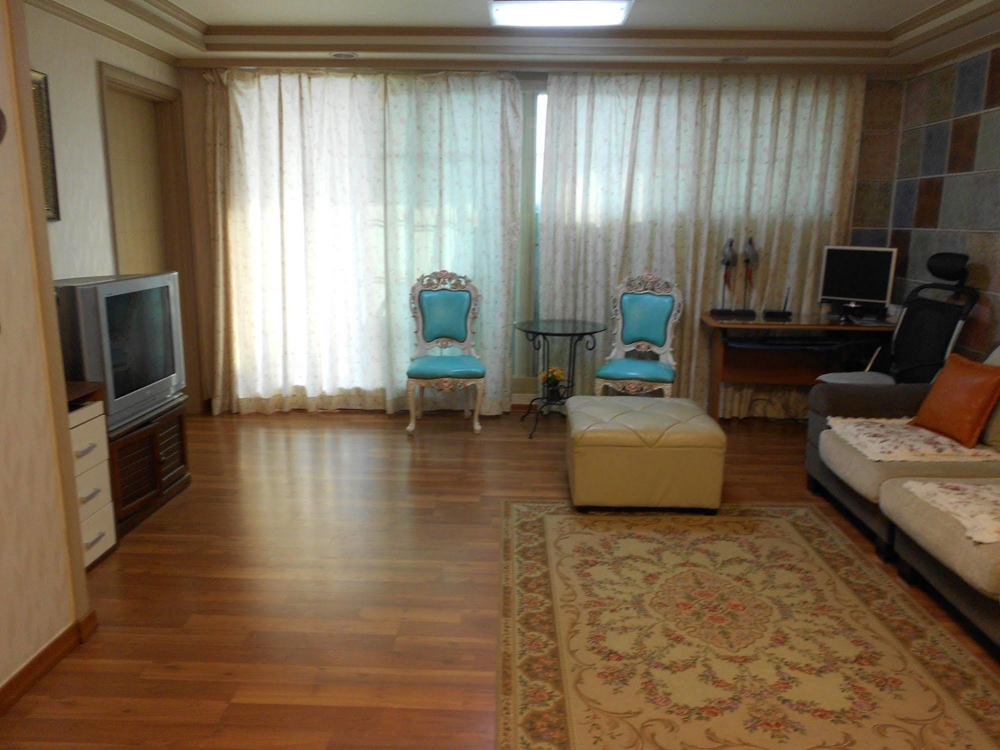 Elvis Bnb Incheon Esterno foto