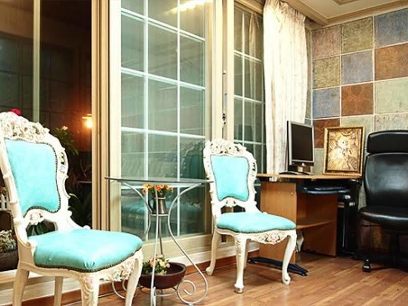 Elvis Bnb Incheon Esterno foto